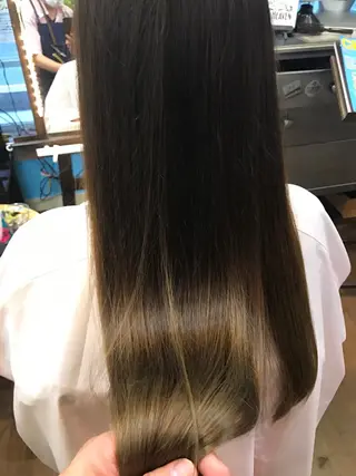ロング ブルーヘブン TAKESHIのヘアスタイル