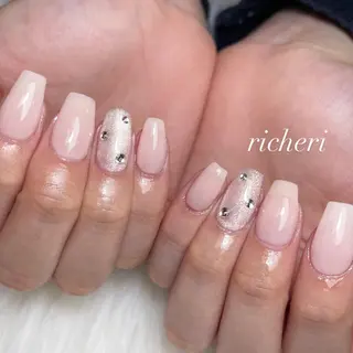 ミディアム ネイル richeri beautyのネイルデザイン