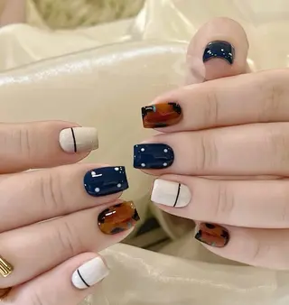 ネイル 高木 維麗絲のネイルデザイン