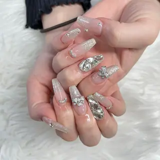 ネイル SHION  のネイルデザイン