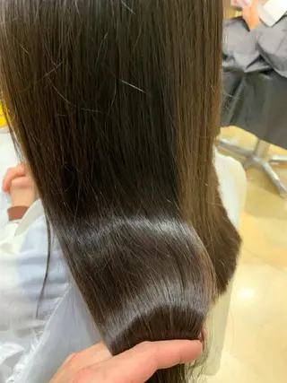 ロング 石沢 知康のヘアスタイル