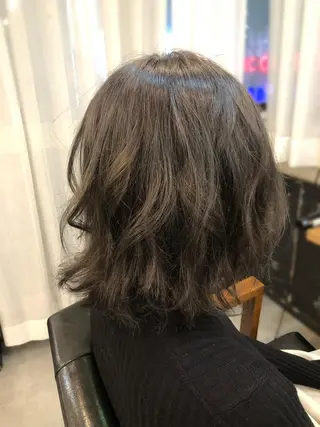 ミディアム カラー ヘアアレンジ 美髪矯正 🌈髪質改善 山下のヘアスタイル