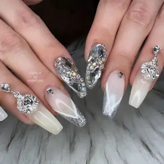 ネイル Starliy所属・~Starliy~ 三重県津市のネイルデザイン