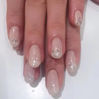 ネイル 矢崎 千春のネイルデザイン