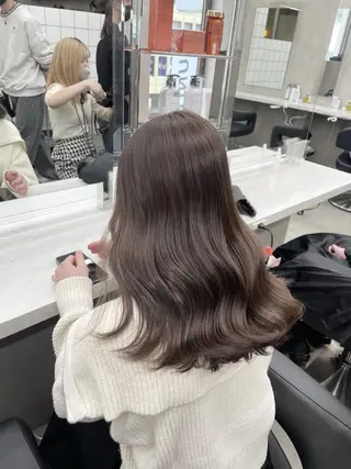 カラー 透明感ベージュ🪽 ブラウン🤎Rinのヘアスタイル