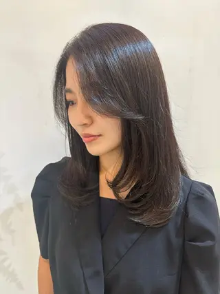 セミロング カラー 透けるbrown カラー🎗♡yukaのヘアスタイル