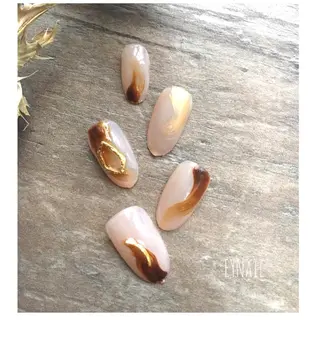 ネイル EYNail所属・EYNail Eriのネイルデザイン