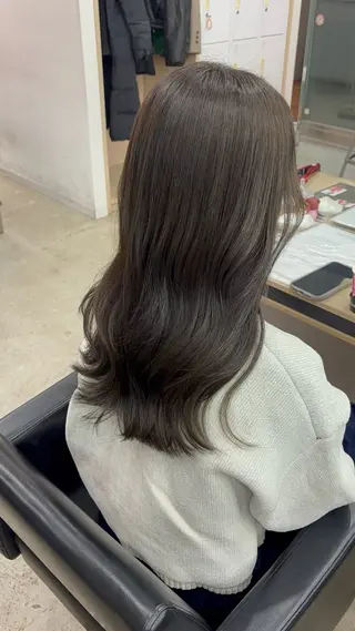 セミロング カラー 🪽髪質改善ストレー ト🤍美羽🤍のヘアスタイル