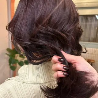 セミロング カラー MUKU所属・MUKU 市川 莉花のヘアスタイル