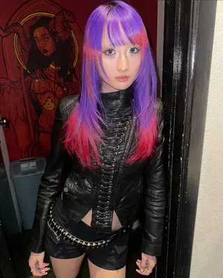 ロング カラー ウルフカット / ケアブリーチのヘアスタイル