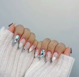 ネイル Lyna 池袋のネイルデザイン