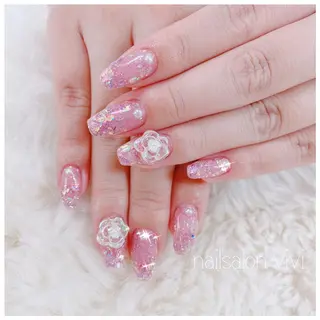 ネイル ＶＩＶＩ nailsalonのネイルデザイン