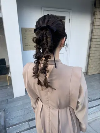 ロング ヘアアレンジ Reve  resort所属・美髪× ヘアセット✨Araiのヘアスタイル