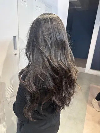 ロング カラー 💖ハイライト/ハイ トーン💖MIKIのヘアスタイル