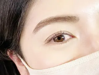 マツエク・マツパ NAZ eyelash&eyebrow by medical salon所属・NAZ 表参道 Tomokoのマツエク・マツパデザイン