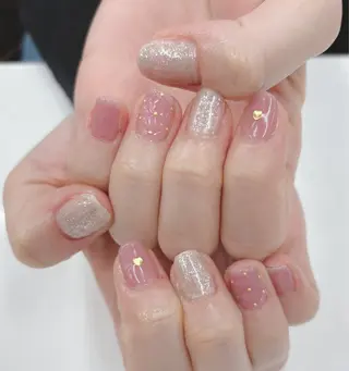 ネイル 宮嶋 邦佳のネイルデザイン