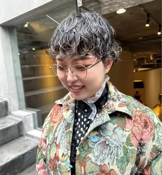 ショート パーマ hollo原宿所属・パーマ/ハイトーン 🎀Rumiのヘアスタイル