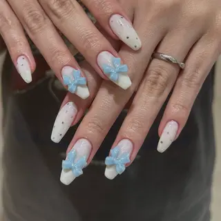 ネイル mikoto 🎀 韓国ネイルのネイルデザイン