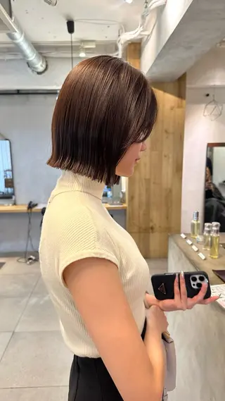 ショート REINA☁️透明感 カラー/ぷつっと♡のヘアスタイル