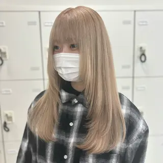 ロング カラー モテ髪💕ハイトーン ベージュ yuriaのヘアスタイル