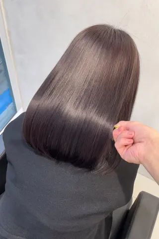 ミディアム カラー ✨髪質改善✨美髪 矯正🫧小泉のヘアスタイル