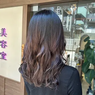 ロング パーマ [透明感カラ ー🥣💕]高木愛理のヘアスタイル