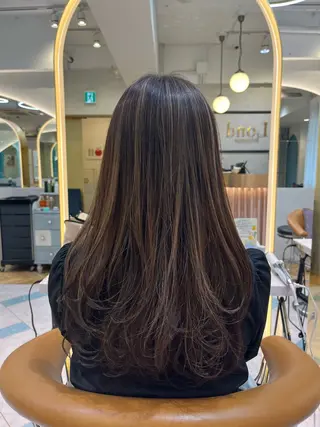 セミロング ♥️透明感×抜け感 ベージュ/佑珠♥️のヘアスタイル