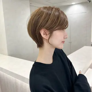 ショート グレージュ/レイヤー ふうか　渋谷のヘアスタイル