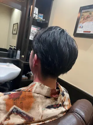 ミディアム パーマ blazeman barbershop 新宿店所属・猪井 明のヘアスタイル