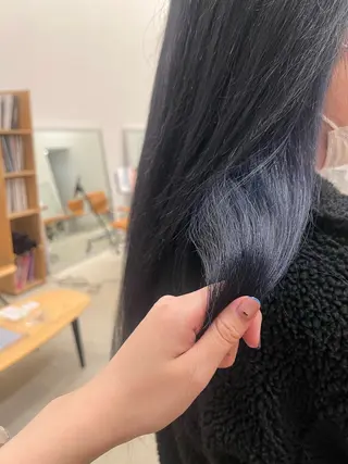 ロング カラー KEYMAN MEGUMIのヘアスタイル