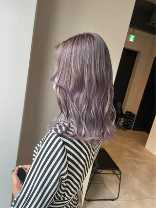 ミディアム カラー Ameri 新宿所属・新宿/透明感カラー/ 髪質改善/桜良のヘアスタイル