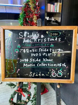 ヤマウチ  ヒデキのヘアスタイル