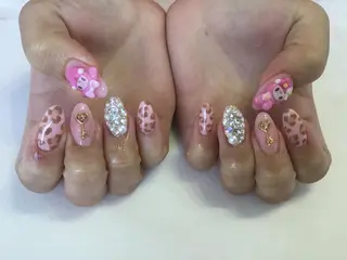 ネイル 💎🐰 saki. m 🐰💎のネイルデザイン