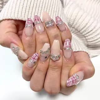 ネイル Blomeel Nailのネイルデザイン