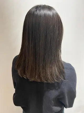 ミディアム カラー 🐺ウルフ/レイヤー 似合わせ‎🤍沙羅のヘアスタイル