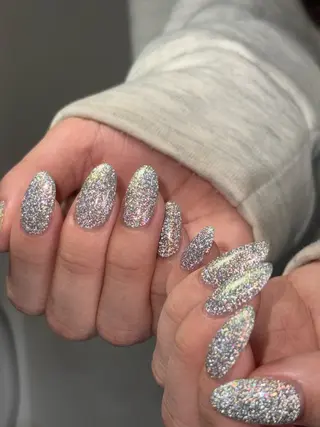 ネイル neouv所属・NEOUV_ mikuのネイルデザイン