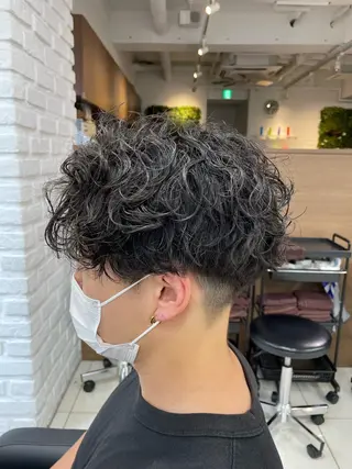 ショート フェザーパーマ職人 🪶ryosukeのヘアスタイル