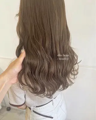 セミロング カラー Parve  Mix /板野妃莉のヘアスタイル