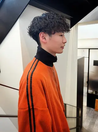 パーマ メンズ Qin shaire salon 原宿verno店所属・【センターパート】 ETO／江藤翼の眉毛・アイブロウイメージ