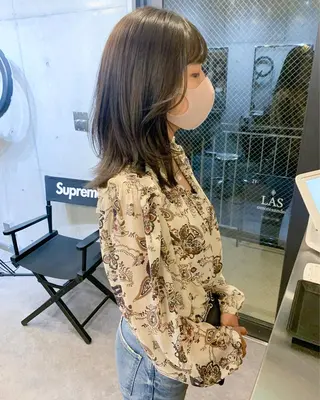 ミディアム カラー 柔らかブラウン/顔周 りレイヤー♡ユウシのヘアスタイル