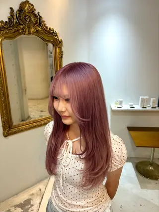 ロング 🩶ハイトーン🖤 URARAのヘアスタイル