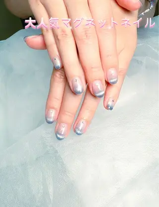 ネイル pink ladyサロン所属・べ にのネイルデザイン