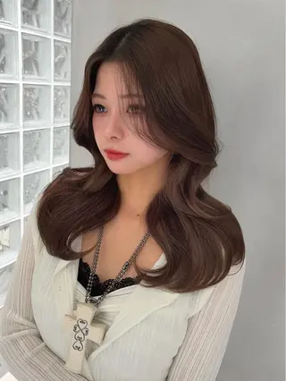 ロング カラー 🥇KEN /レイヤー/艶カラーのヘアスタイル