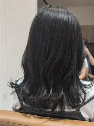 セミロング パーマ “垢抜けパーマヘア” 佐藤ジルのヘアスタイル