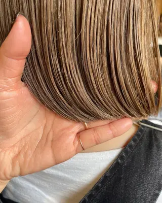 ショート さの あやねのヘアスタイル