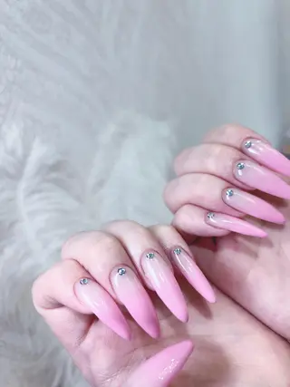 ネイル Ubuntu🎀 ネイルサロン✨のネイルデザイン