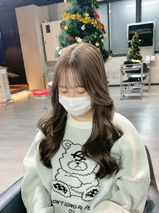 ロング カラー KISS SWAN所属・B E C H I C O〔べち子〕のヘアスタイル