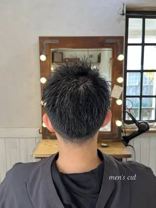 ショート メンズ カット/カラー/ ハイライト/縮毛のヘアスタイル