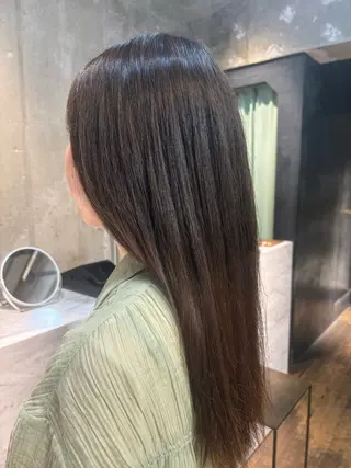 ロング パーマ うるつやストレート パーマ🫧ちひろ🫧のヘアスタイル