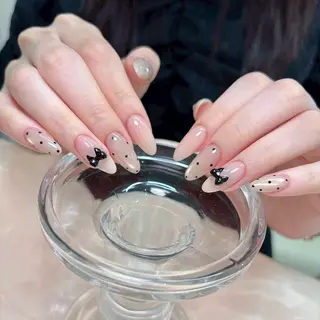 ネイル LE REVE Emiのネイルデザイン